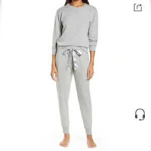 FLORA NIKROOZ
Blaire French Terry Jogger Pants In Heather Grey